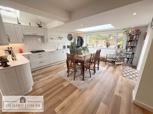 Open Plan Kitchen- click for photo gallery